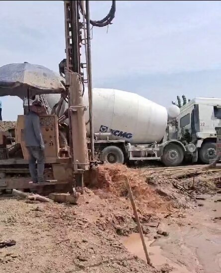 荆州岩石井施工